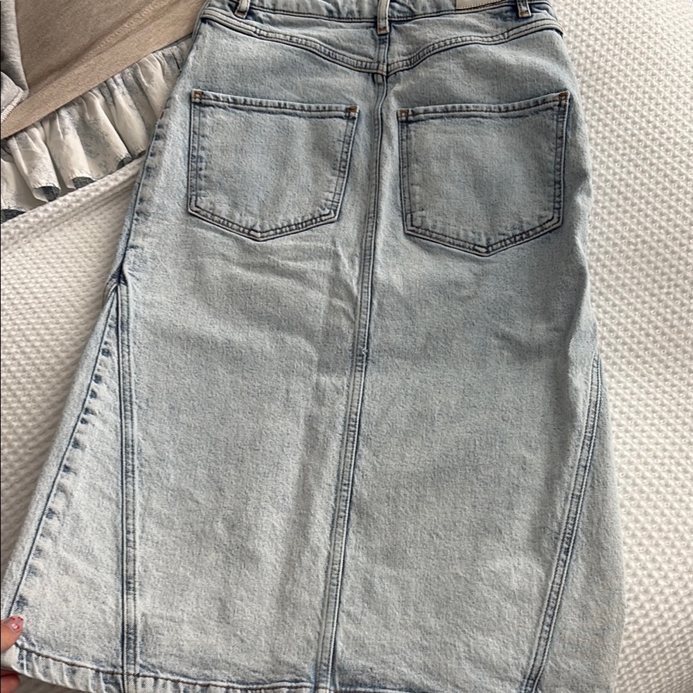 Maje Blue Relaxed Fit Cropped Jeans - Picture 3 of 3